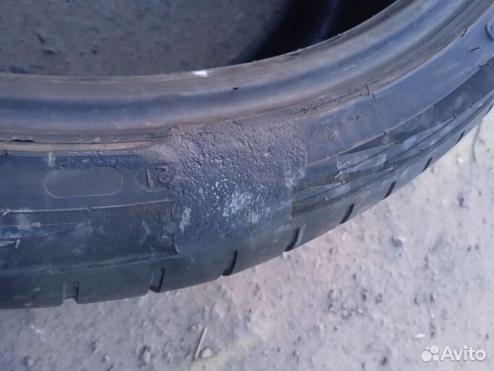 Nokian Tyres Hakka Black 2 275/35 R20 102Y