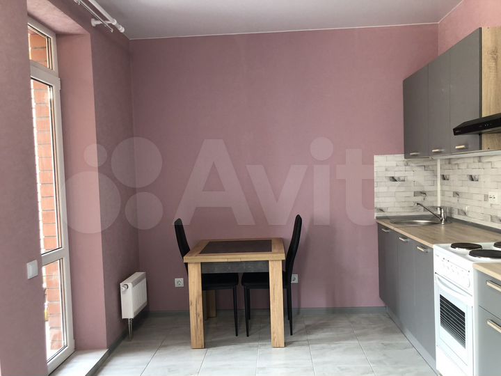 Квартира-студия, 28 м², 3/8 эт.