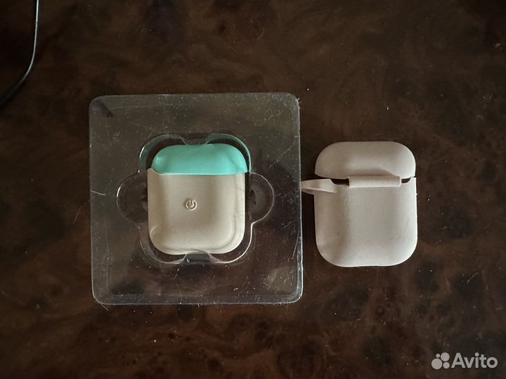 Силиконовый чехол на airpods