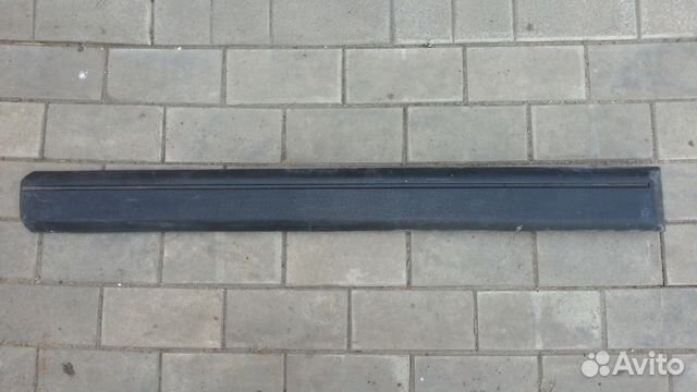 Ауди А100(44) -молдинг защитный водительской двери