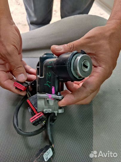 Замок зажигания ford escape