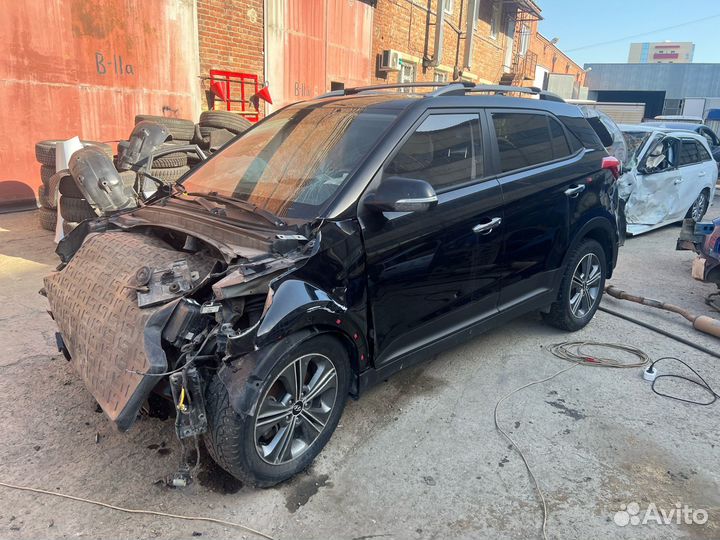 В разборе Хендай Крета двигатель 2.0 G4NA АКПП 4WD