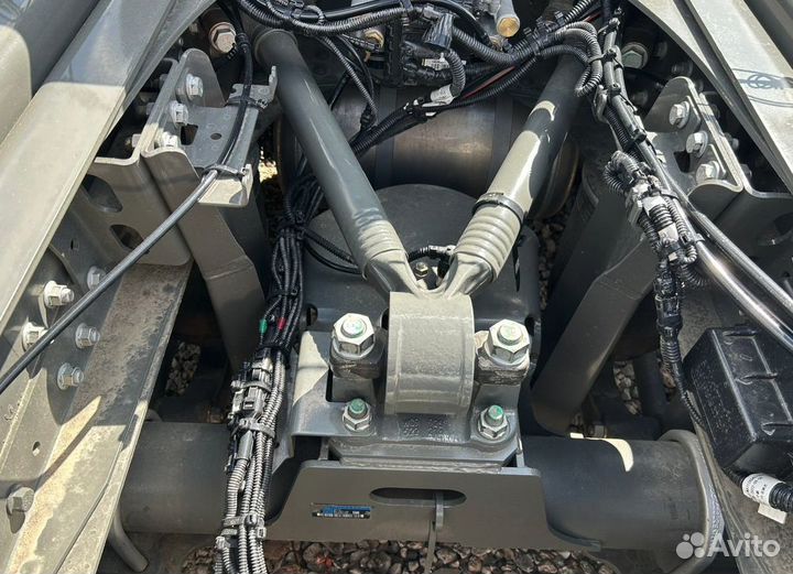 Sitrak ZZ4256V364HE1B, 2023