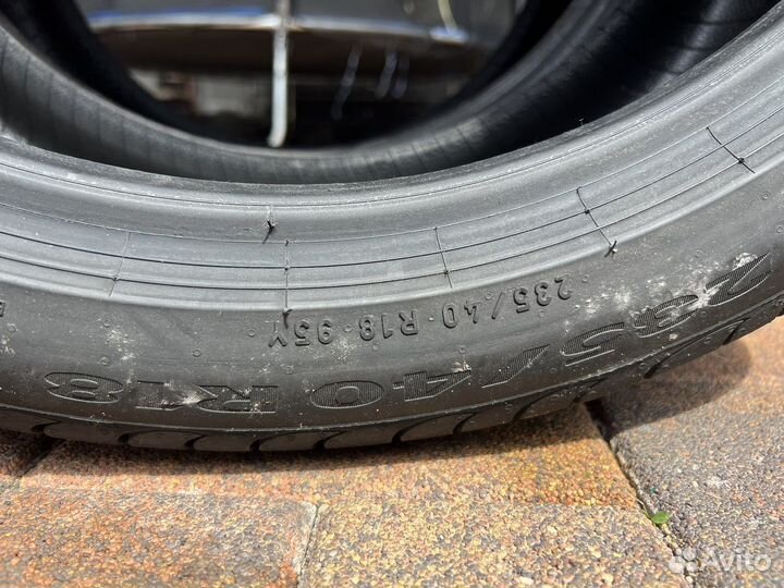 Pirelli Powergy 235/40 R18