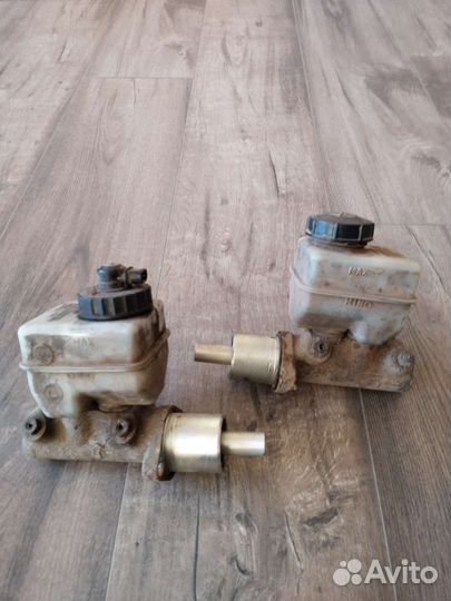 Главный тормозной цилиндр VW