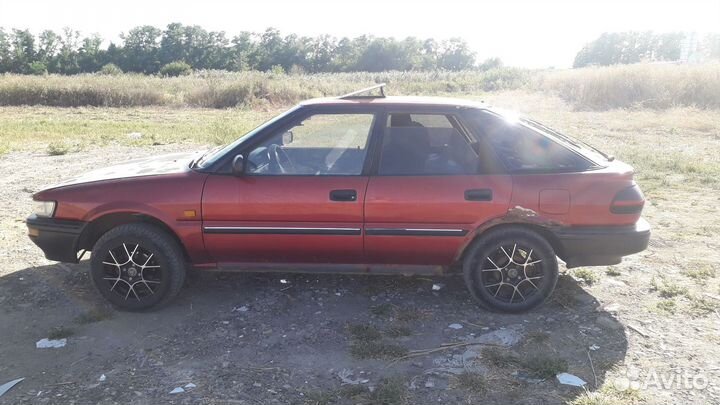 Toyota Corolla, 1992