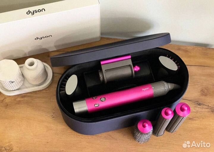 Новый год с комфортом: стайлер Dyson в подарок