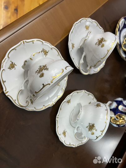 Чайные чашки с блюдцами