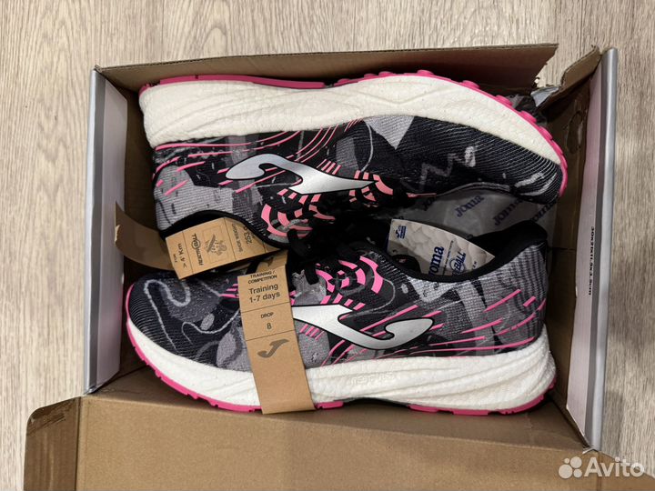 Женские беговые кроссовки joma