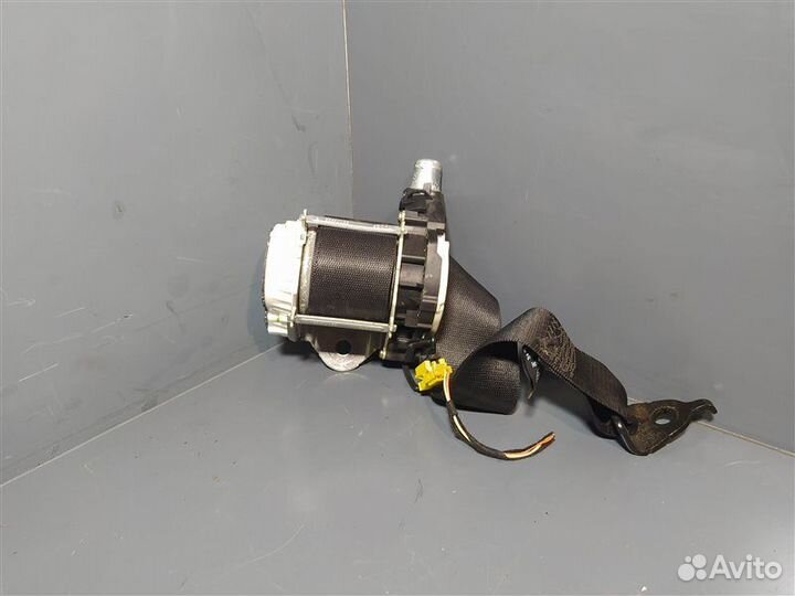 Ремень безопасности задний правый Mercedes