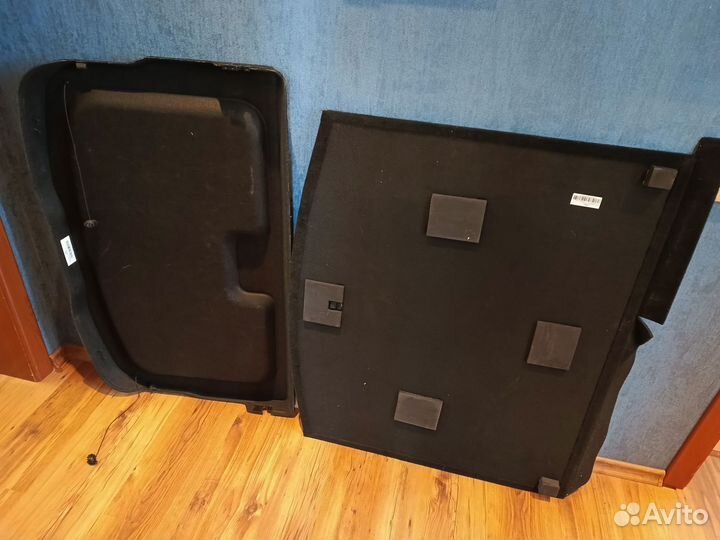 Полка и пол в багажник