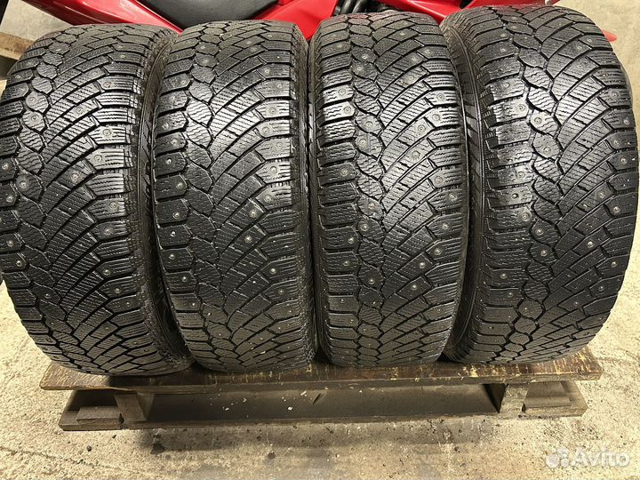 Gislaved Nord Frost 200 SUV 225/60 R17 103T