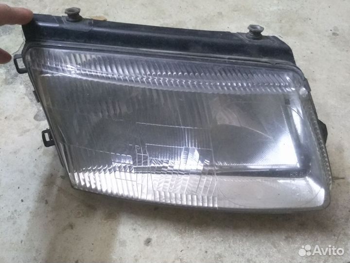 Фара правая на Фольксваген Пассат б5