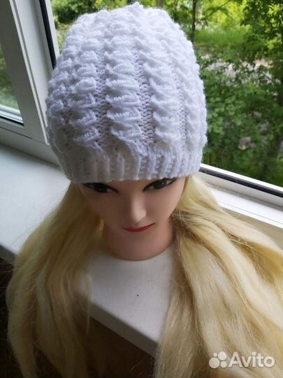 Шапка женская вязаная ручная работа