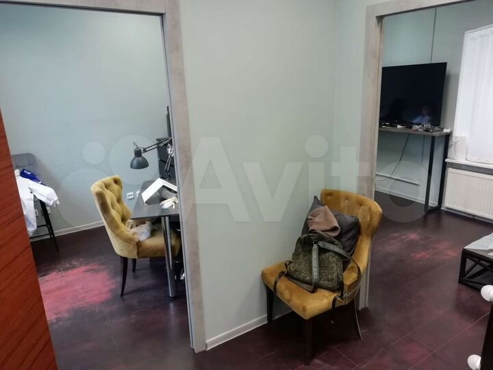 Здание, 400 м²