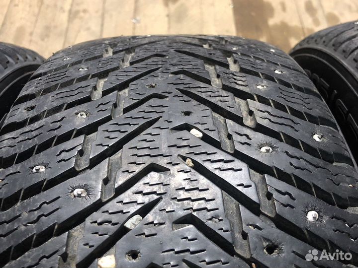 Nokian Tyres Hakkapeliitta 8 205/65 R16 99T