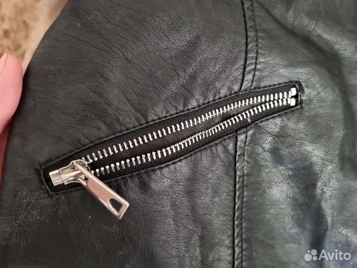 Жилетка кожа 40-42. Вещи