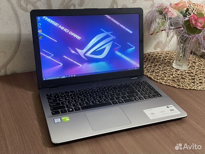 Игровой ноутбук asus/FullHD/nvidia MX130/SSD