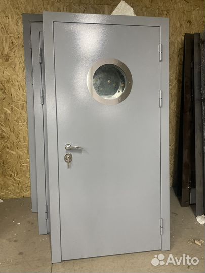 Дверь входная противопожарная