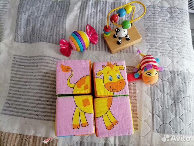 Развивающие игрушки для малышей