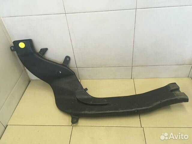 Воздуховод 1-серия E87/E81 2004