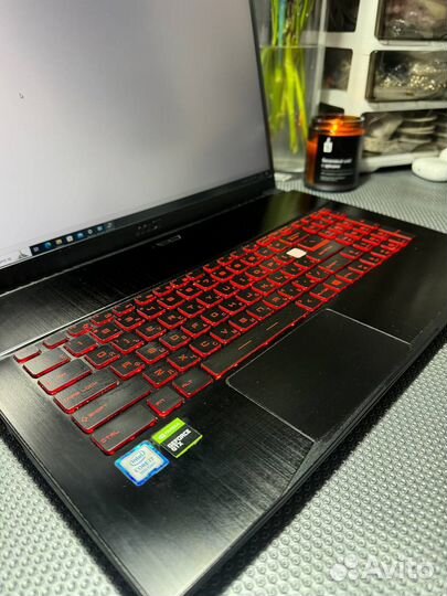 Игровой ноутбук msi GF75 Thin 9scsr-453XRU