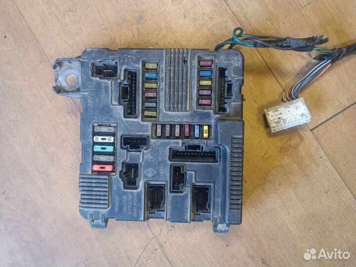 Блок предохранителей renault megane 2