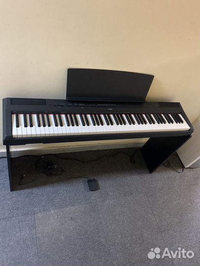 Цифровое пианино yamaha p 115 + стойка