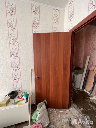 Дверь деревянная