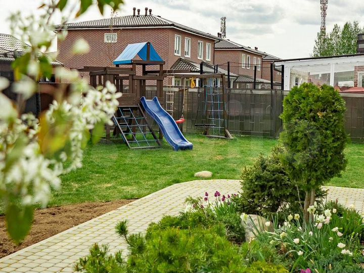 Таунхаус 80 м² на участке 2,4 сот.