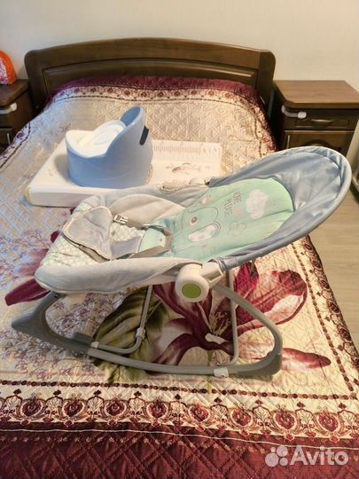 Шезлонг детский