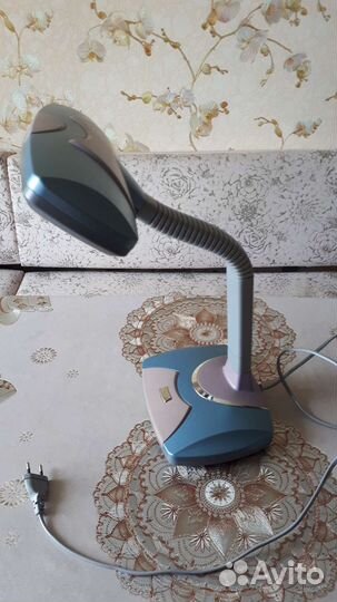 Лампа настольная
