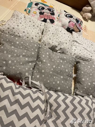 Подушки бортики в кроватку