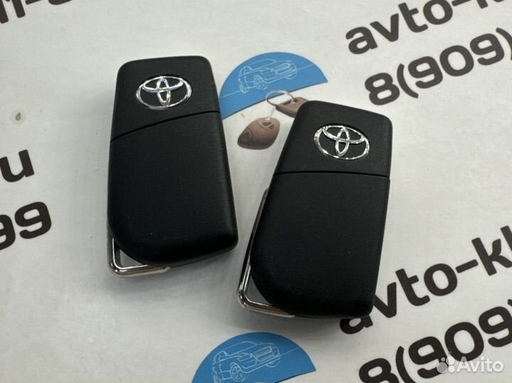 Ключ Тойота Королла оригинал