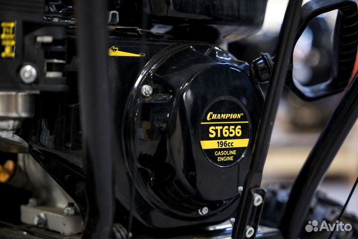 Снегоуборщик Champion 656 ST