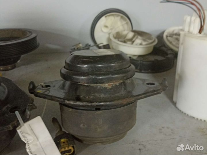 Подушки двигателя на mercedes 164.212.204