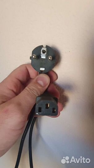 Кабель для компьютера