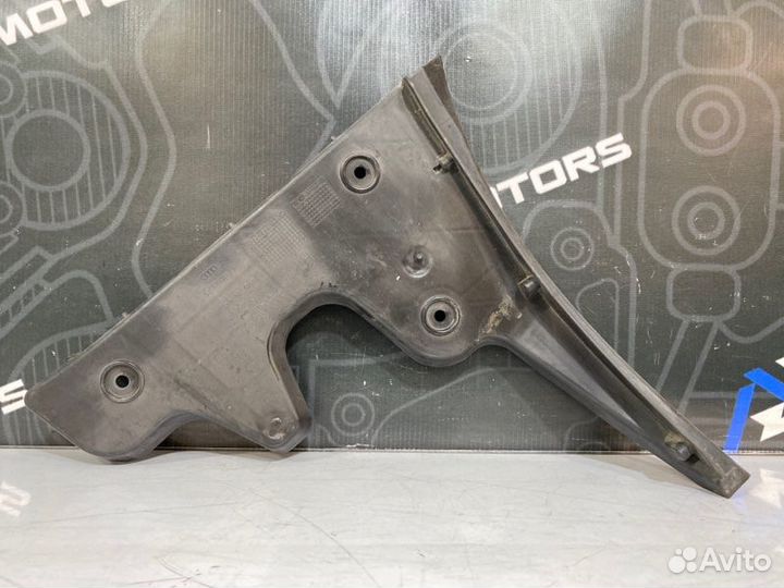 Крепление бампера заднее левое Audi A6 C6 BDW 2005