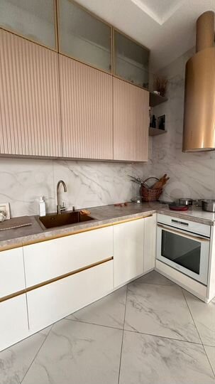 2-к. квартира, 74 м², 6/16 эт.