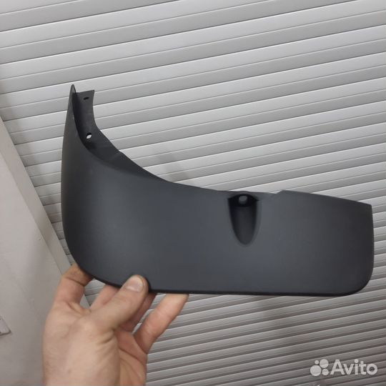 Брызговик зад. Л. Renault Duster 2/2021