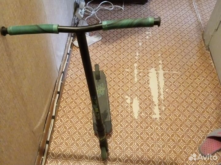 Трюковой самокат