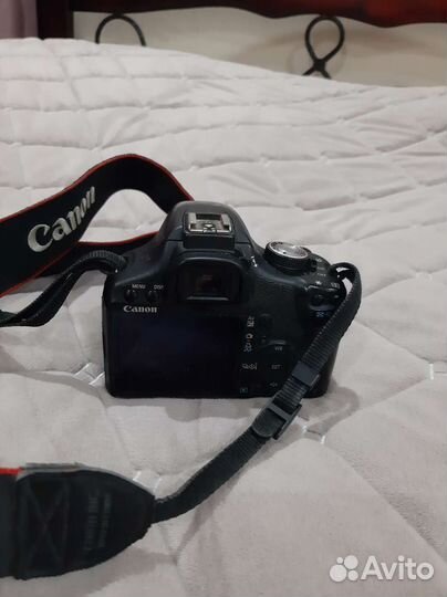 Зеркальный фотоаппарат canon DS126291