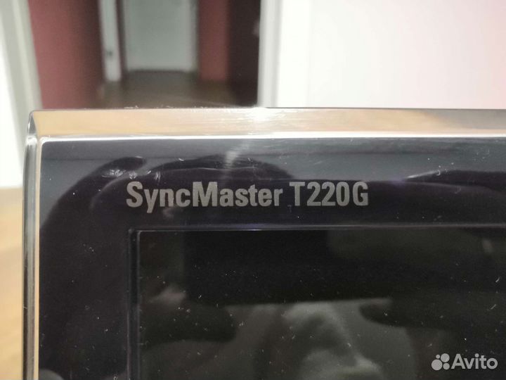 Монитор Samsung syncmaster t220g