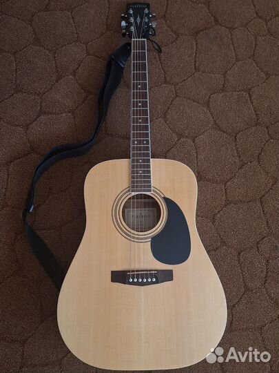 Акустическая гитара