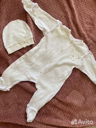 Одежда пакетом на девочку новорожденного