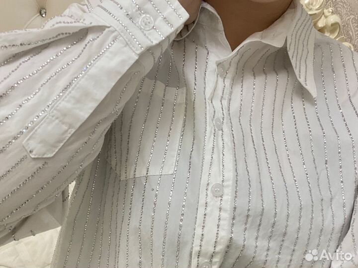 Рубашка женская со стразами