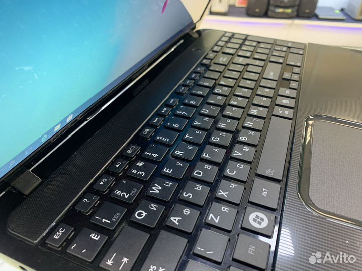 Ноутбук Toshiba Satillite L850D Core i5/ 6 Гб