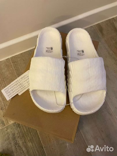 Тапочки adidas adilette 22