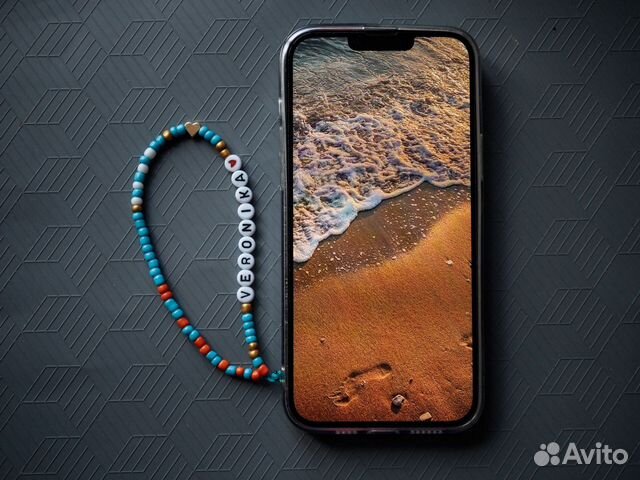 Шнур для смартфона с надписью