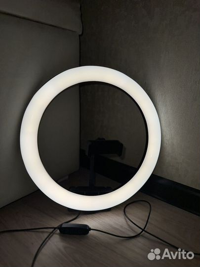 Кольцевая лампа без штатива